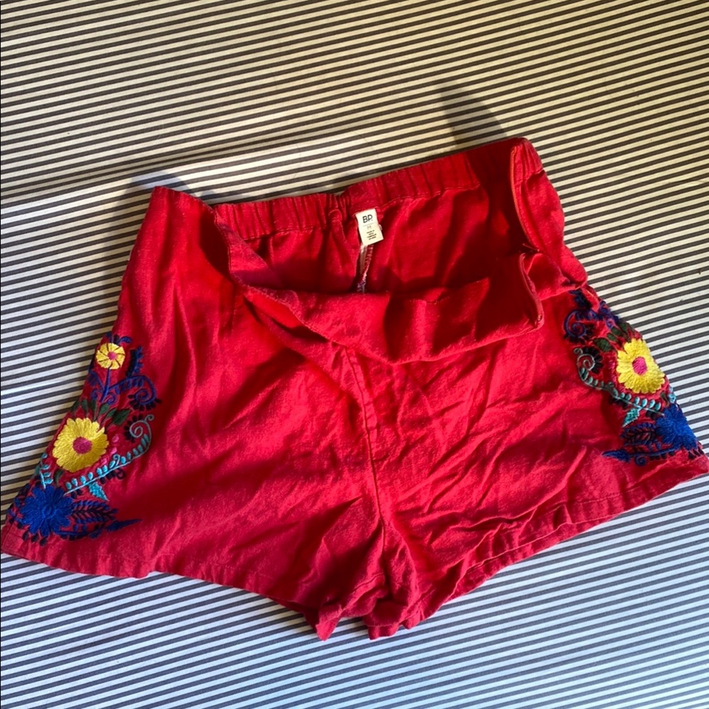 Linen Blend Embroidered Red Women's Shorts